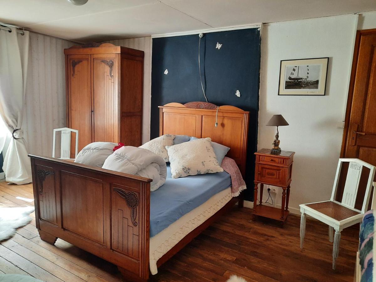 La Genete Villa Genets Luaran gambar