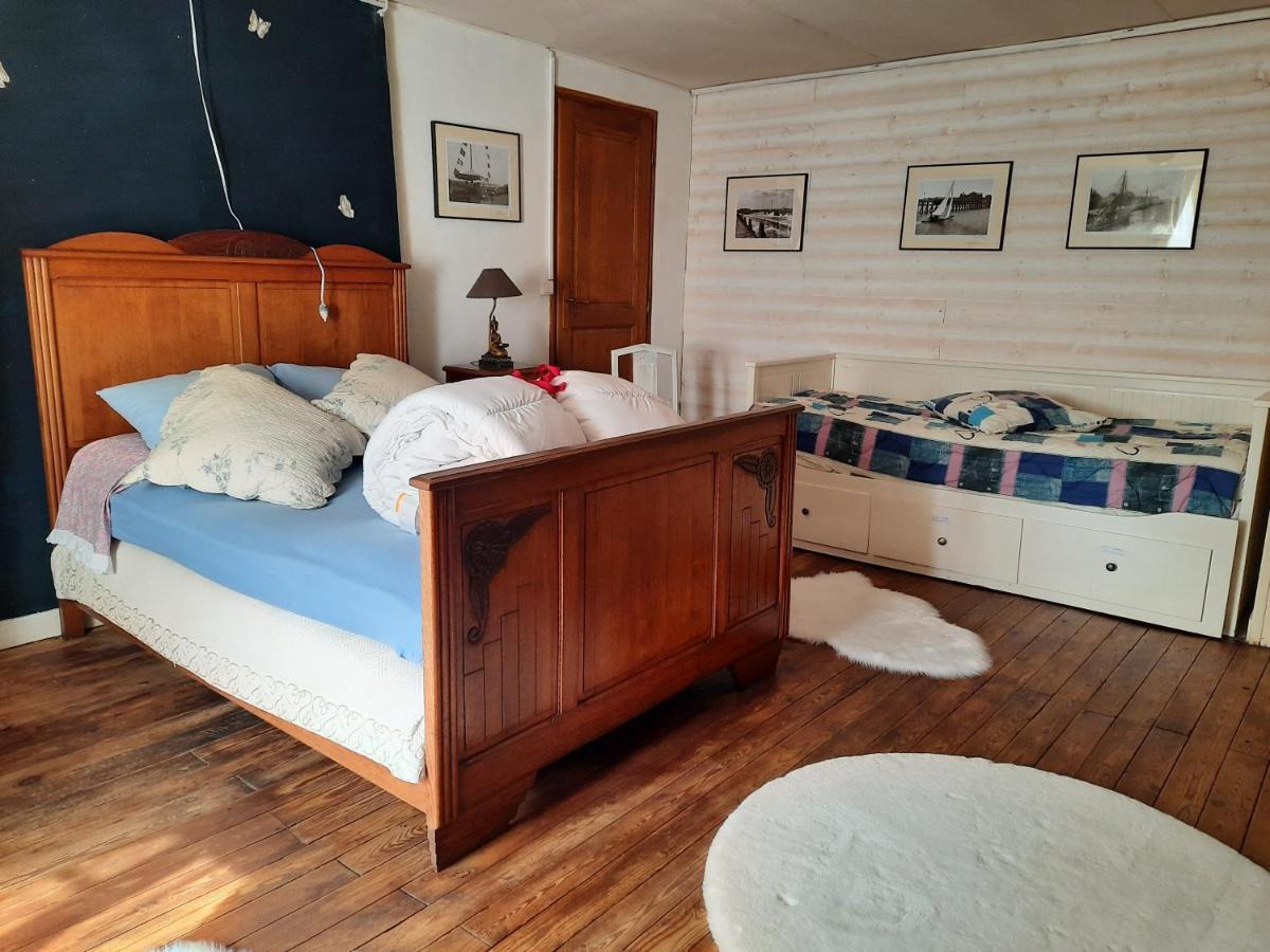 La Genete Villa Genets Luaran gambar